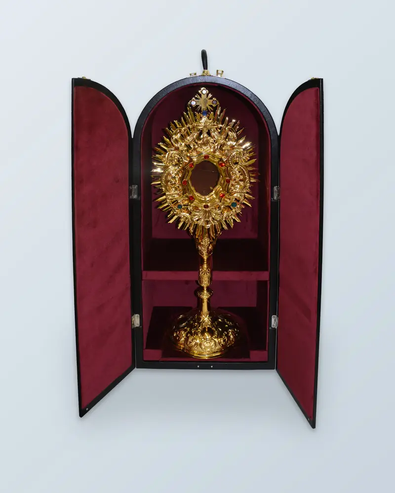 Monstrance case, photo 1